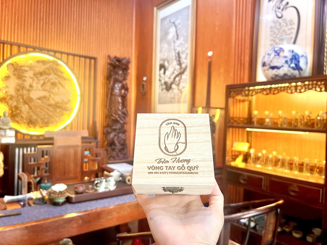 Vòng Gỗ Tâm Anh