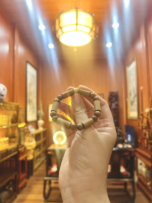 Vòng Gỗ Tâm Anh