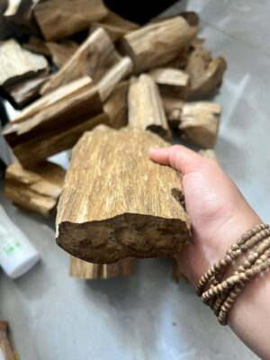 Ảnh: phôi trầm banh cam